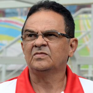 Botafogo da Paraíba demite o técnico Francisco Diá